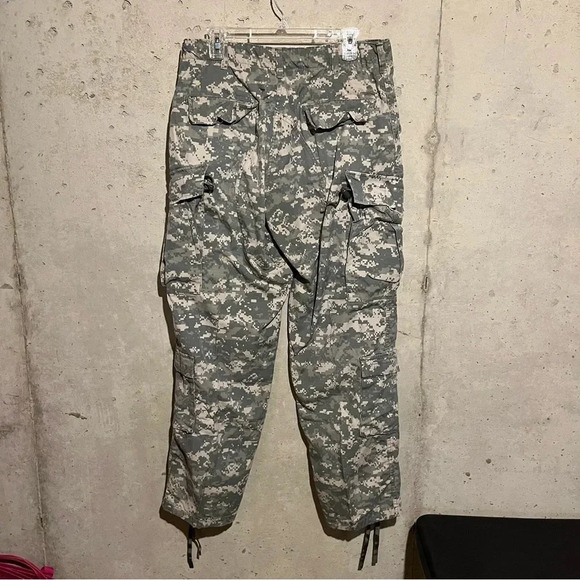 US ARMY Mens Medium Pants Digital Camo Camouflage Utility Cargo Military - Picture 5 of 10